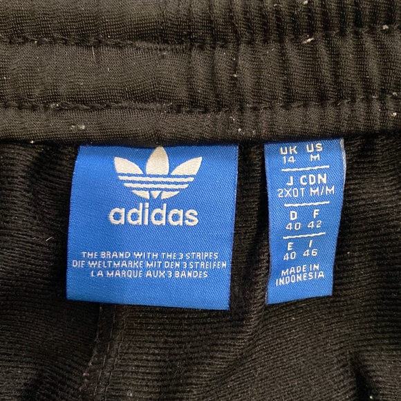 Adidas Original Superstar Track Capri Pants - Picture 4 of 5